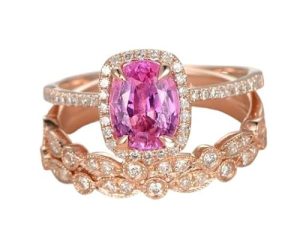 HEARTS AND YOU Anillo de compromiso milgrain de zafiro rosa creado de corte ovalado para mujer, chapado en oro rosa, Metal no precioso, Zafiro rosa creado