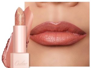 OULAC Pintalabios Brillo Hidratante Melocotón, Acabado Brillante y Resplandeciente, Textura Cremosa, Fórmula Hidratante Para el Cuidado de Los Labios, Vegana y Sin Gluten (07) Mermaid Kiss